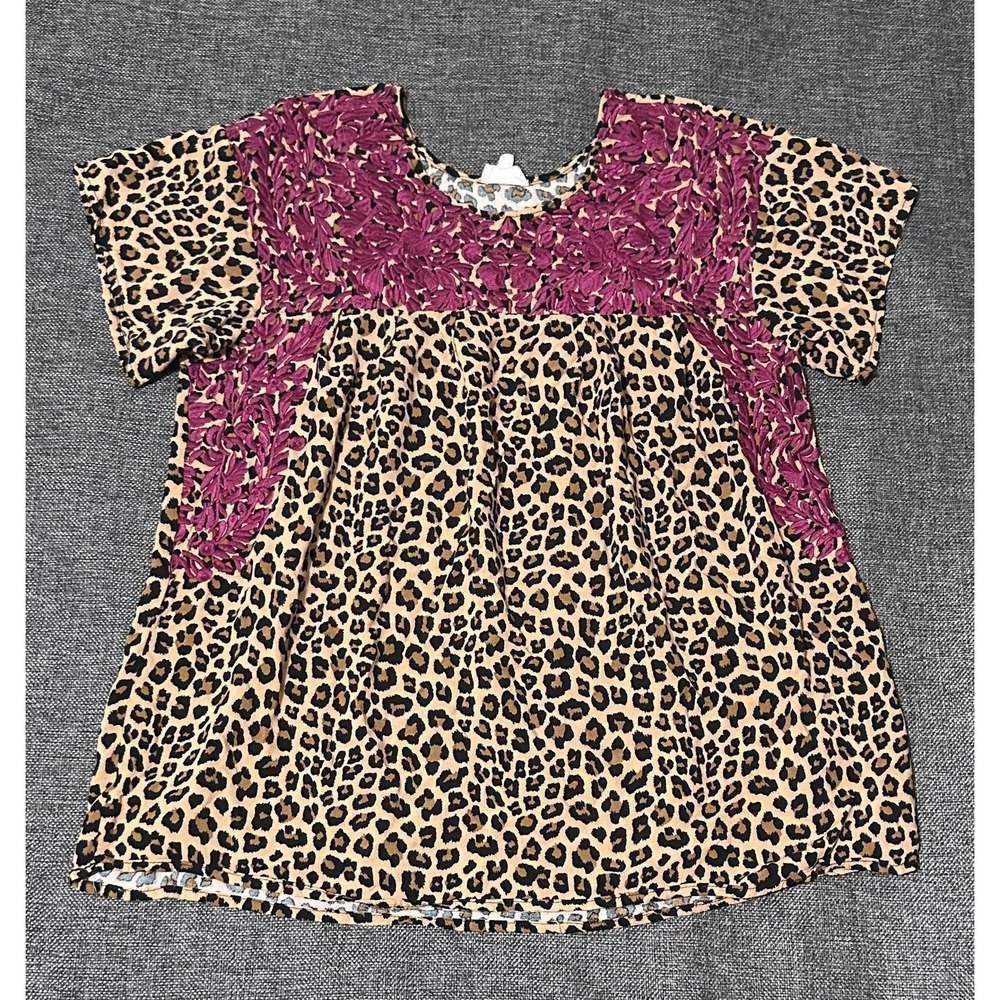 Layerz Clothing Women's L  Leopard Print Floral Embroidered Top